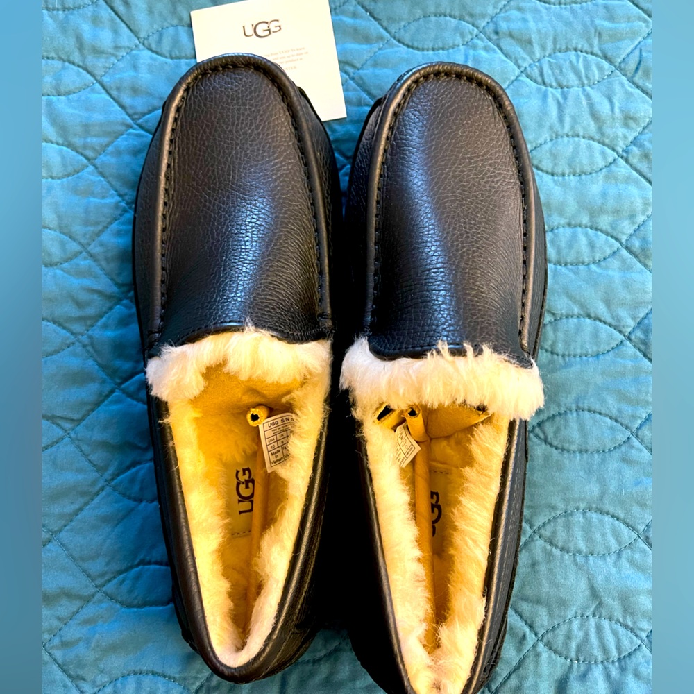 Ugg Mens Ascot Slippers New in Box